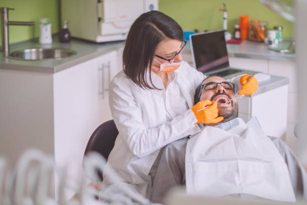 Best Emergency Tooth Extraction in Mineral Springs, AR